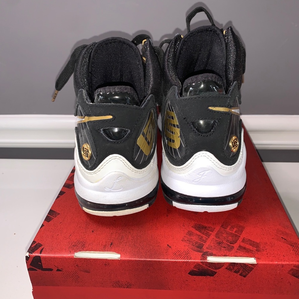 Air Max Lebron VII - Picture 3 of 6